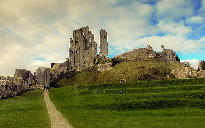 Corfe Castle ruins on a hilltop