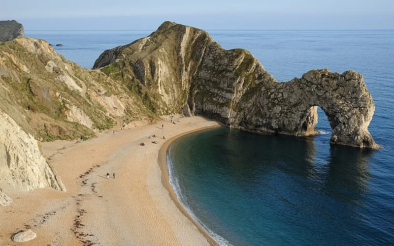 Durdle Door limestone arch on the Jurassic Coast